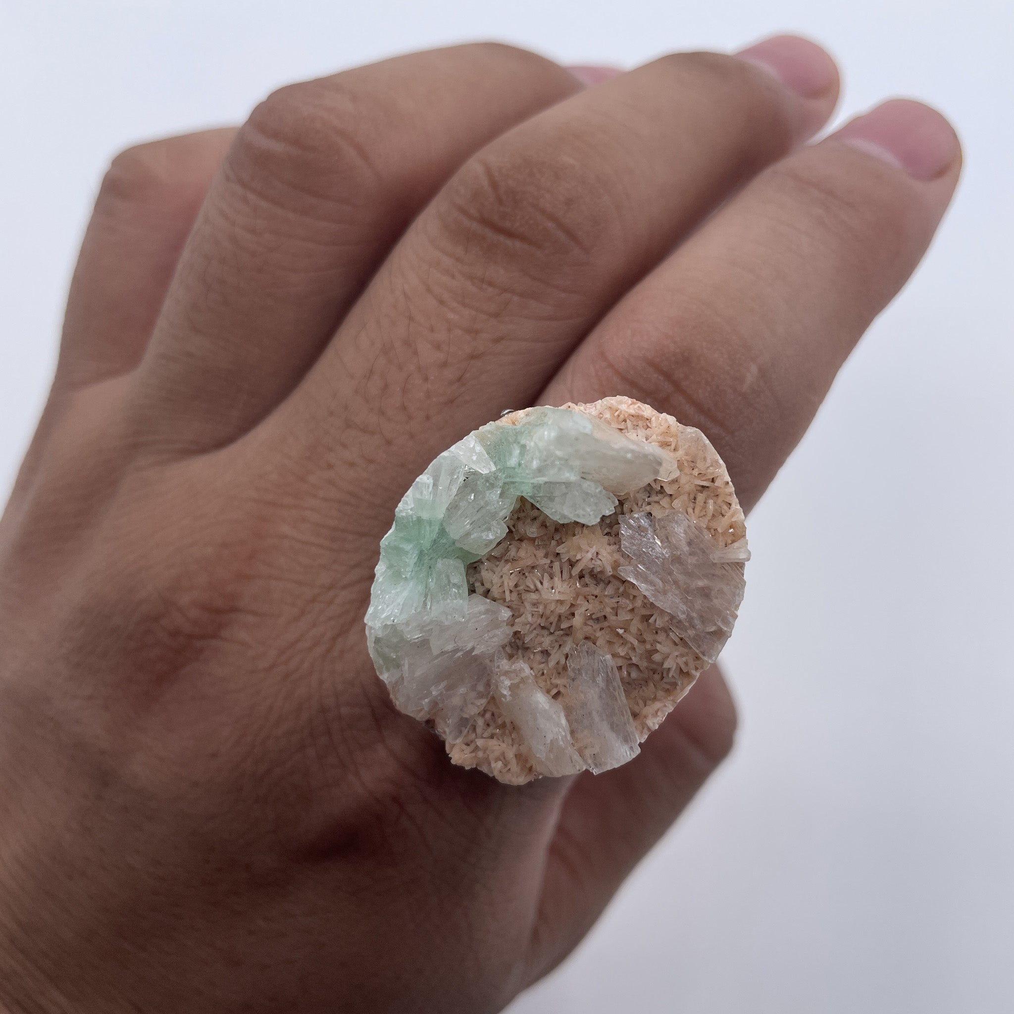 The Whisper of the Emerald City Ring（Handmade One of a Kind）